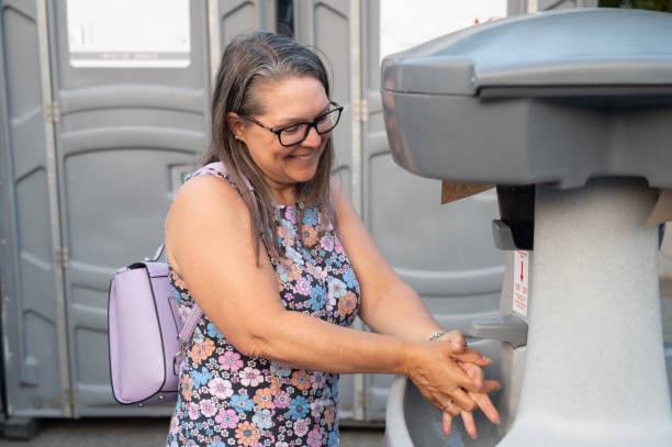 Best Luxury portable toilet rental  in Inwood, NY
